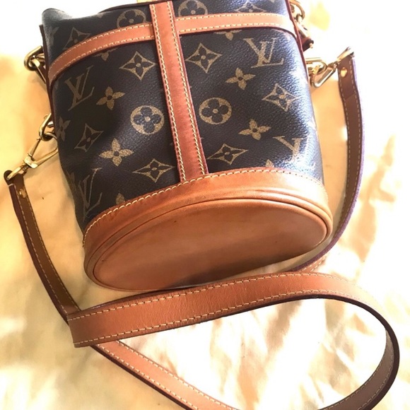 BUCKET DUFFLE LOUIS VUITTON CROSSBODY - Picture 3 of 13